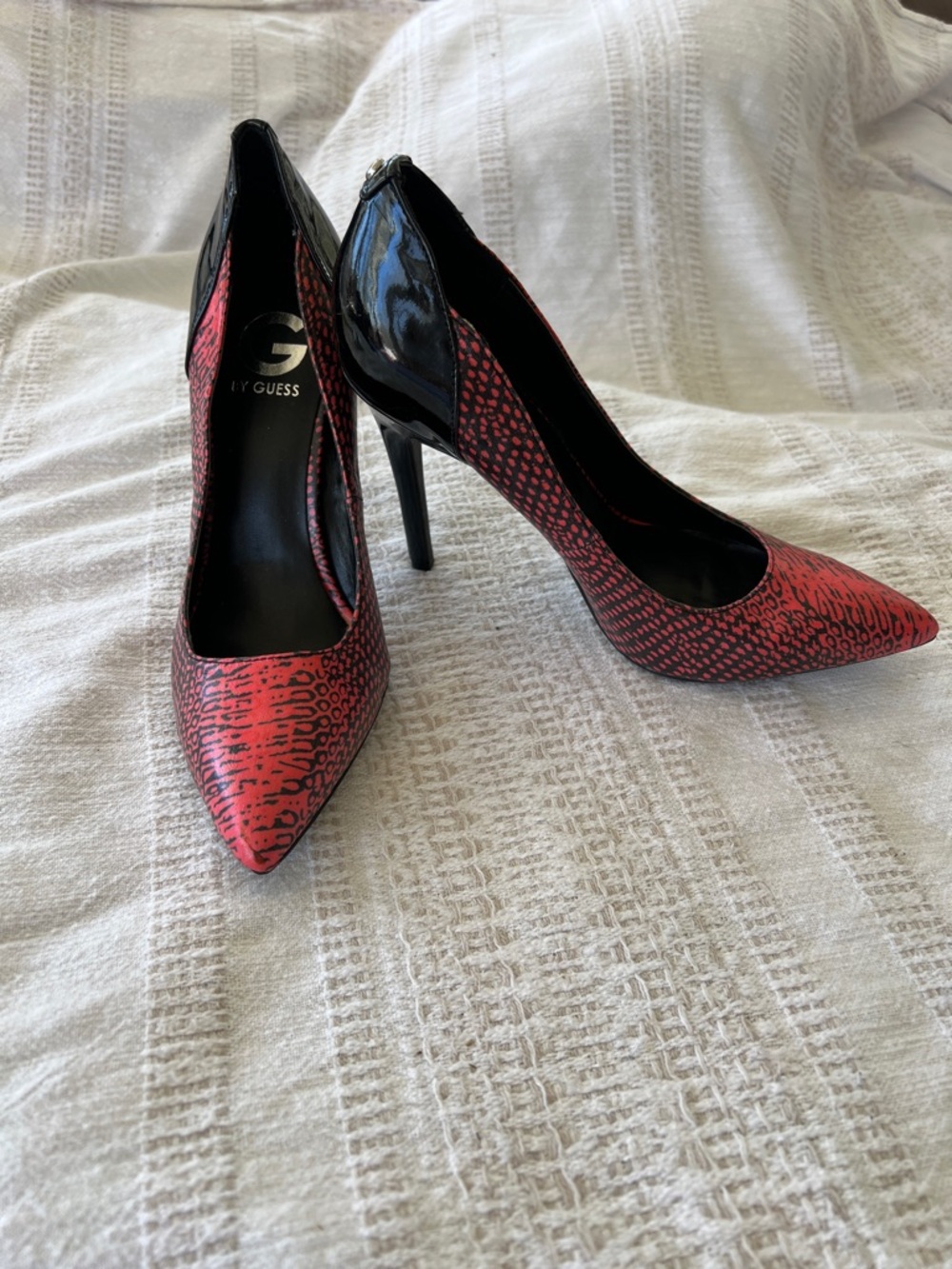 New GUESS Hot Pink and Black Pointed Toe Stiletto Heels
